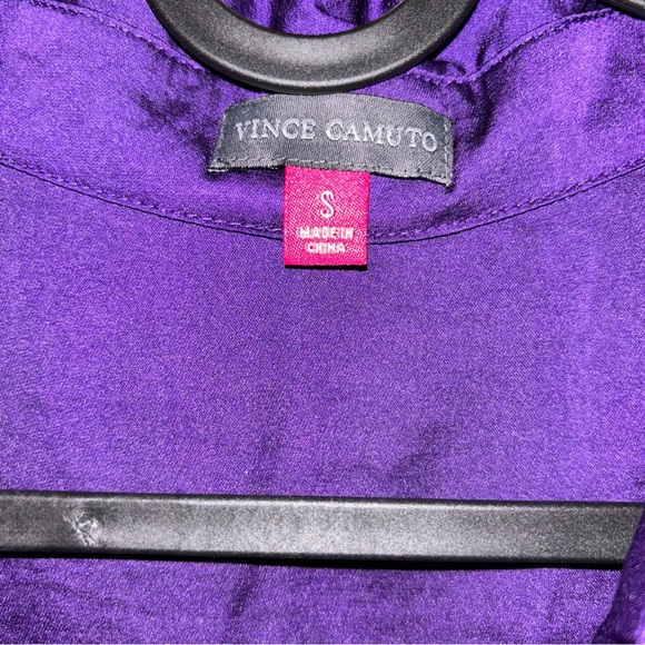 Vince Camuto Purple long sleeve asymetrical neckline blouse Size S - Picture 5 of 5